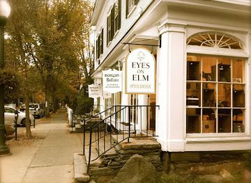 vermont/woodstock/shop/eyes-on-elm-optical-boutique