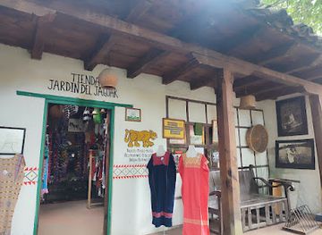 mexico/chiapas-highlands/shop/casa-na-bolom