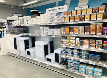 spain/tarragona/shop/action