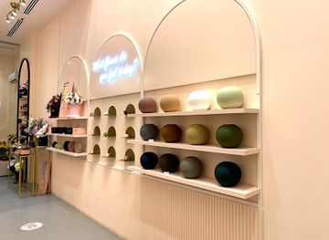 saudi-arabia/al-khobar-corniche/shop/veloute-boutique