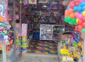 bolivia/uyuni/shop/jugueteria-dylan