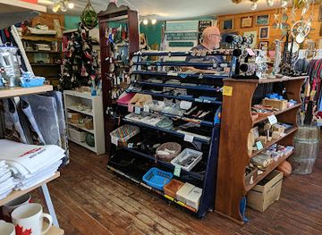 canada/atlantic-canada/shop/shore-things