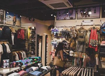 malta/sliema/shop/riot-boutique
