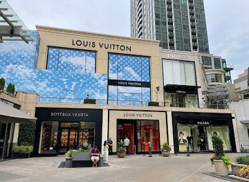 washington/bellevue/shop/prada-bellevue