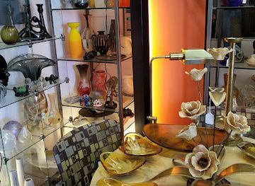 california/palm-springs/tahquitz-river-estates/shop/bazaar-delar