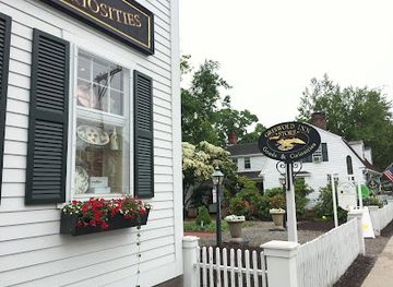 connecticut/middlesex-county/shop/goods-curiosities