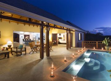 antigua-and-barbuda/dickenson-bay/shop/d-a