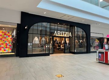 canada/saskatoon/shop/aritzia