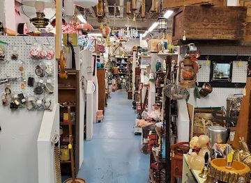 nebraska/southeast-nebraska/shop/vintage-village-antique-mall