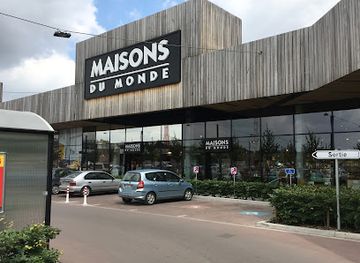 belgium/tournai/shop/shopping-les-bastions