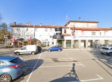 slovenia/skocjan-caves/shop/papirnica-in-trgovina-silcek