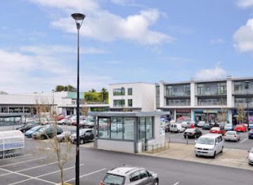 ireland/westport/shop/westpoint-shopping-centre