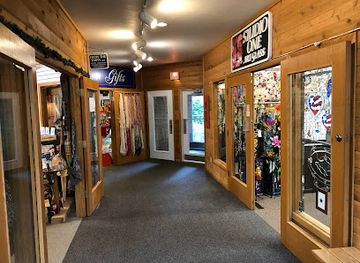 wisconsin/central-wisconsin/shop/main-street-shops