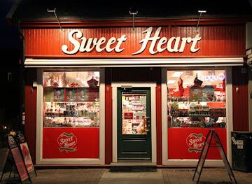 norway/tromso/shop/sweetheart