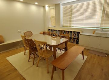 south-korea/pohang/shop/chaekbanggeurin