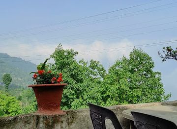 nepal/koshi-zone/shop/chhintang-shopping-centre