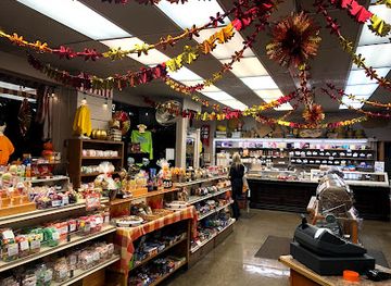 michigan/bay-city/shop/st-laurent-brothers