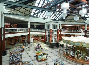 illinois/springfield/shop/white-oaks-mall