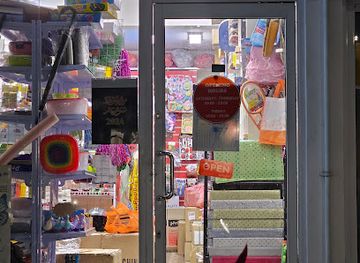 maldives/hulhumale/shop/tick-it-bookshop