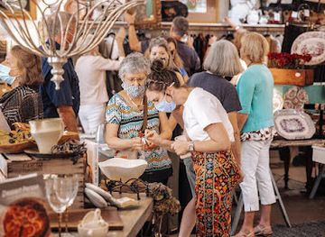 north-carolina/hendersonville/shop/old-lab-designs-mercantile