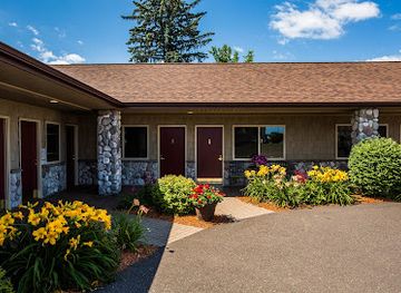 wisconsin/lake-superior-lowland/shop/river-rock-inn-bait-shop