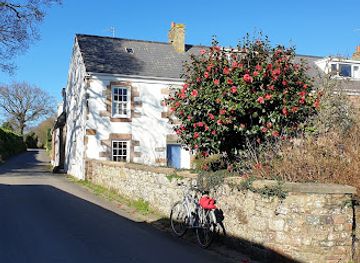 jersey/la-corbiere-lighthouse/shop/lakeys-bike-hire-jersey