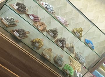 bahrain/amwaj-islands/shop/cattleya-flowers