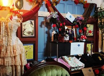 alabama/decatur/shop/kissing-fish-corsetry