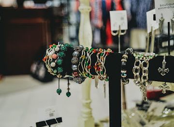 michigan/grand-rapids/shop/boutique-emmanuel