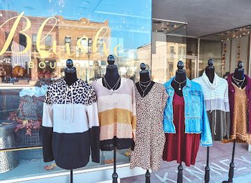 kansas/salina/shop/blushe-boutique