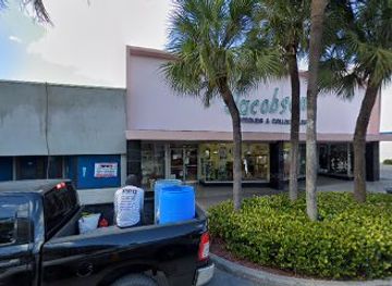 florida/homestead/shop/jacobsen-s-antique-mall