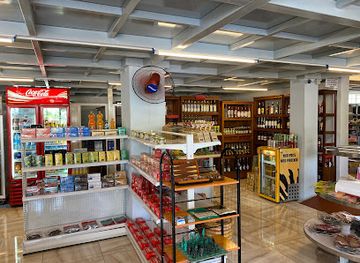 mauritius/pointe-aux-piments/shop/max-shop-mini-market-pointe-aux-biches