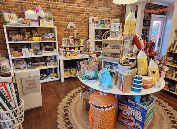 indiana/northeast-indiana/shop/hopscotch-house