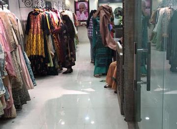 india/agra/shop/karnaya-clothing-best-designer-boutique-in-agra