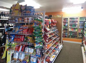 michigan/pictured-rocks-national-lakeshore/shop/hillside-party-store