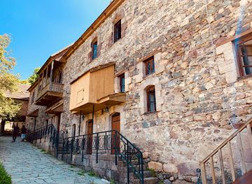 armenia/dilijan/shop/old-dilijan-complex-master-wood-carving