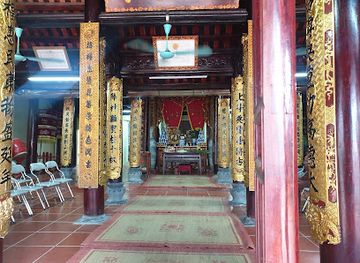 vietnam/red-river-delta/shop/tranh-theu-tay-truyen-thong-quat-dong-vietnamese-handmade-embroidery-art