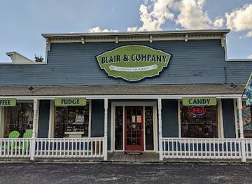 missouri/lake-of-the-ozarks/shop/blair-co-confectionery-home-of-ozark-maid-candies