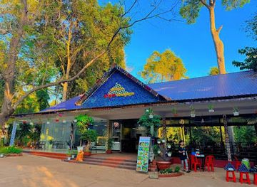 cambodia/ratanakiri-province/shop/srey-pa-bung-yaksa-maom