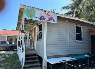 belize/placencia/shop/the-fashion-house
