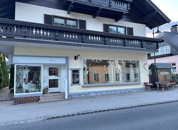 austria/mount-schneeberg/shop/anziehend-der-second-hand-laden-e-u
