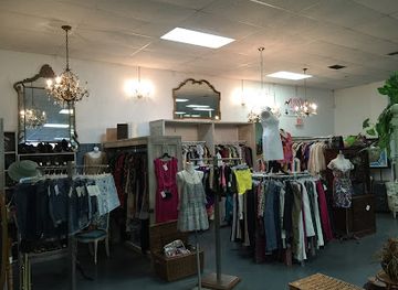 florida/tampa/seminole-heights/shop/design-buy-consign