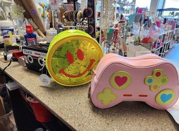 connecticut/greenwich-point-park/shop/north-street-shopping-center