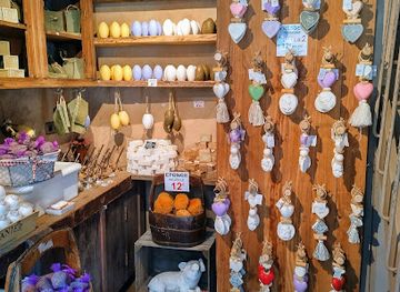 belgium/durbuy/shop/bell-anesse-durbuy