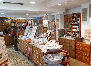 france/versailles/shop/sajou