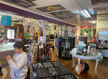 Tiki Island Boutique