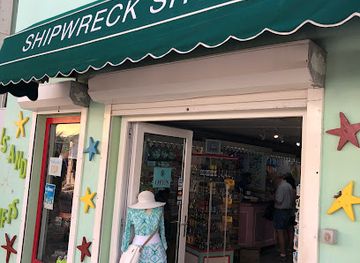 sint-maarten/sint-peters/shop/shipwreck-shop