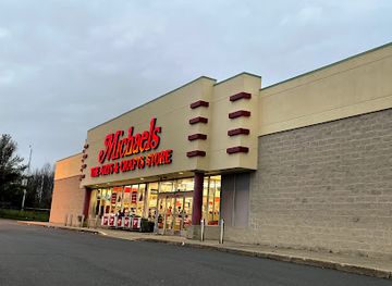 connecticut/talcott-mountain/shop/michaels