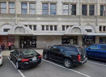 ohio/youngstown/shop/two-girls-clothing