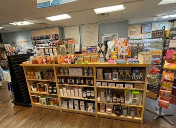 illinois/northwestern-illinois/shop/enjoy-lincoln-square